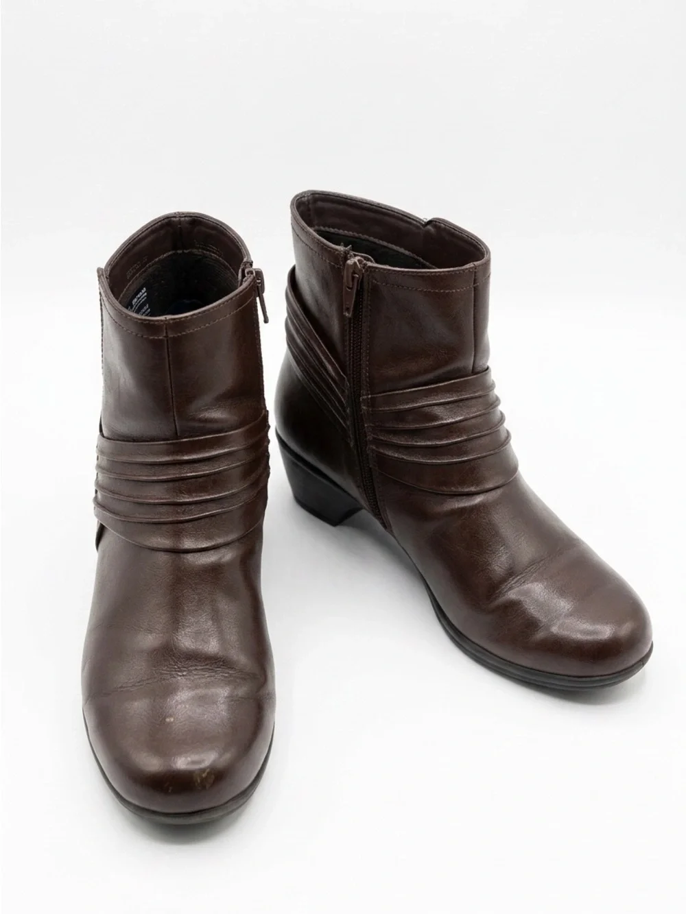 comfort plus by Predictions leather ankle